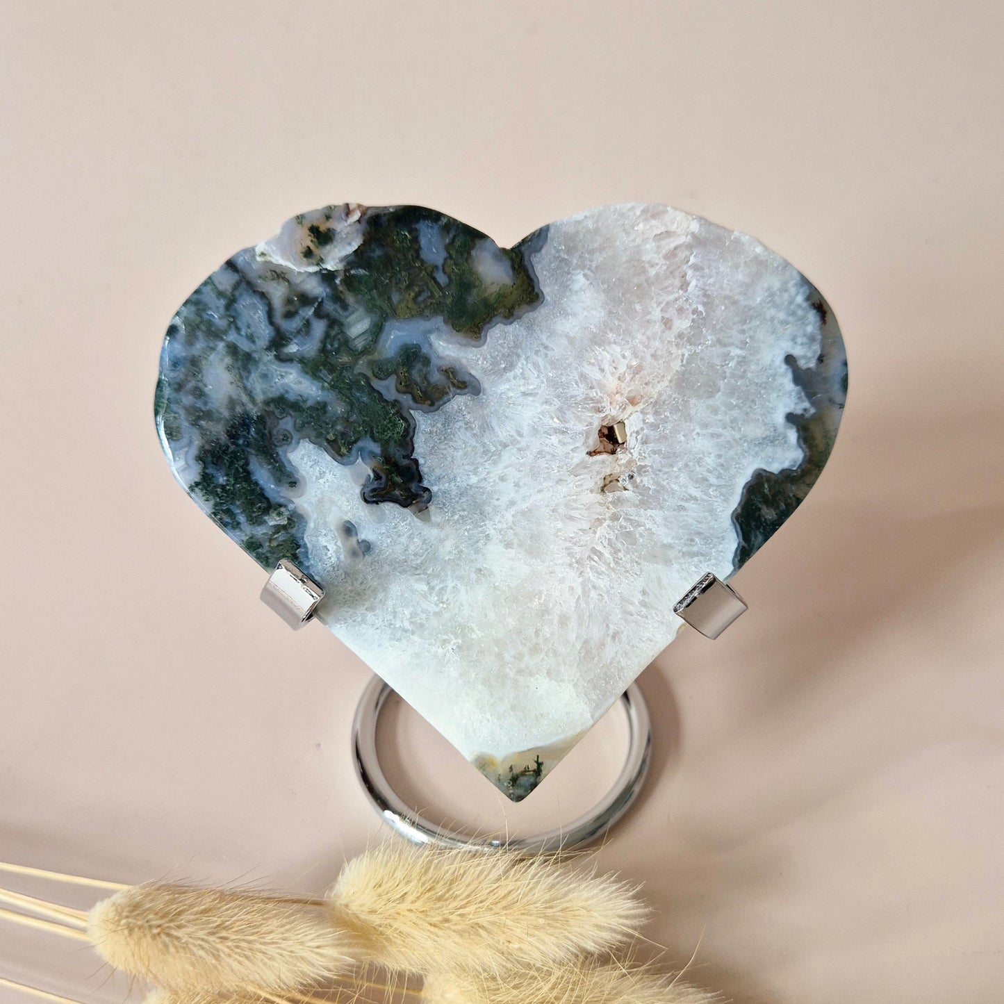 Edelsteen Druzy Mosagaat Hart op Metalen Standaard – #99 263gram