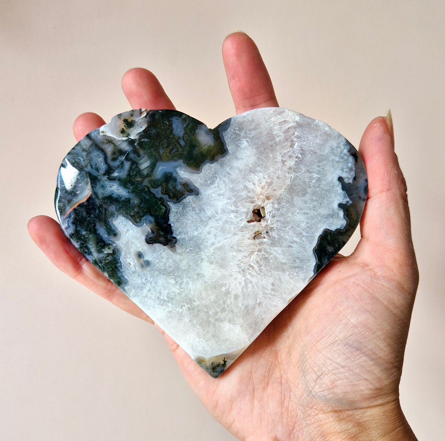 Edelsteen Druzy Mosagaat Hart op Metalen Standaard – #99 263gram