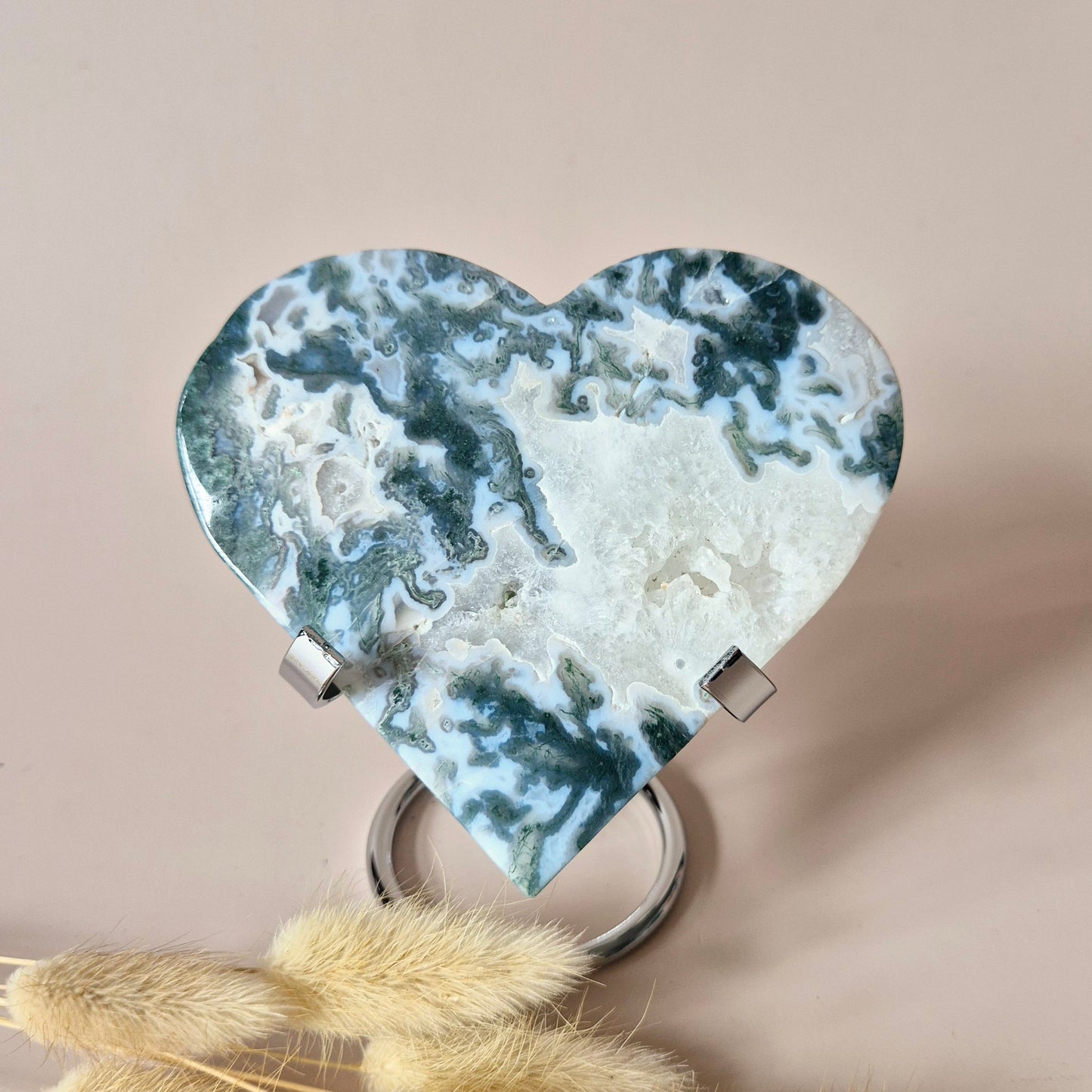 Edelsteen Druzy Mosagaat Hart op Metalen Standaard – #109 300gram