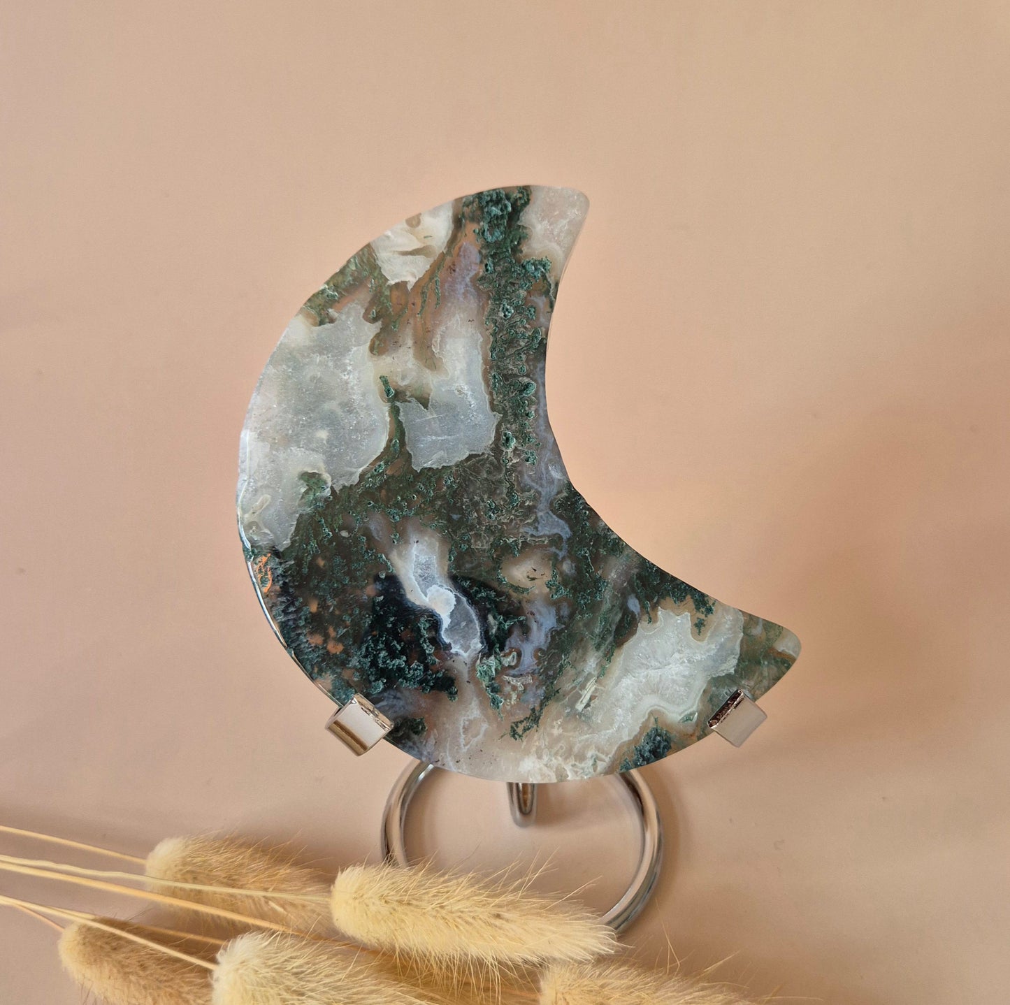 XL Edelsteen Mosagaat Maan op Standaard (Druzy & Patronen) #179 - 184gr.