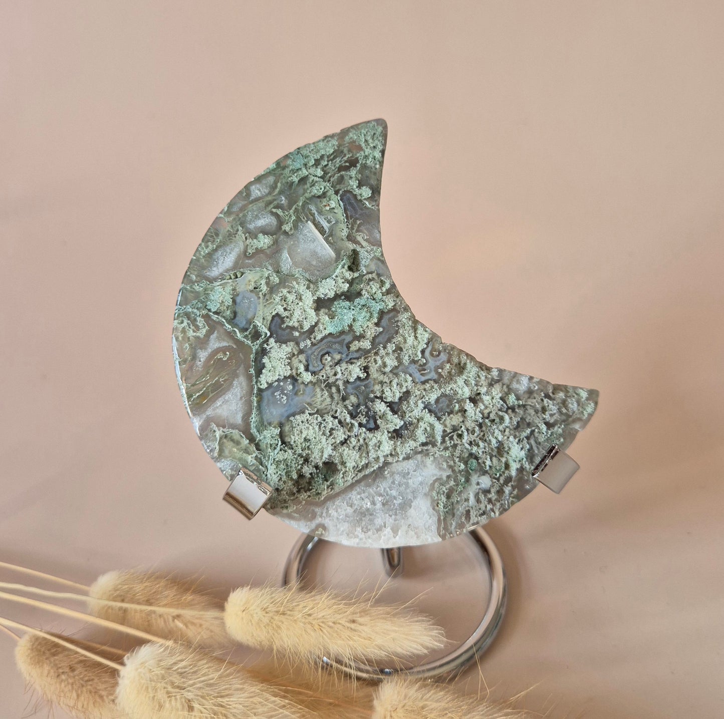 XL Edelsteen Mosagaat Maan op Standaard (Druzy & Patronen) #185 - 175gr