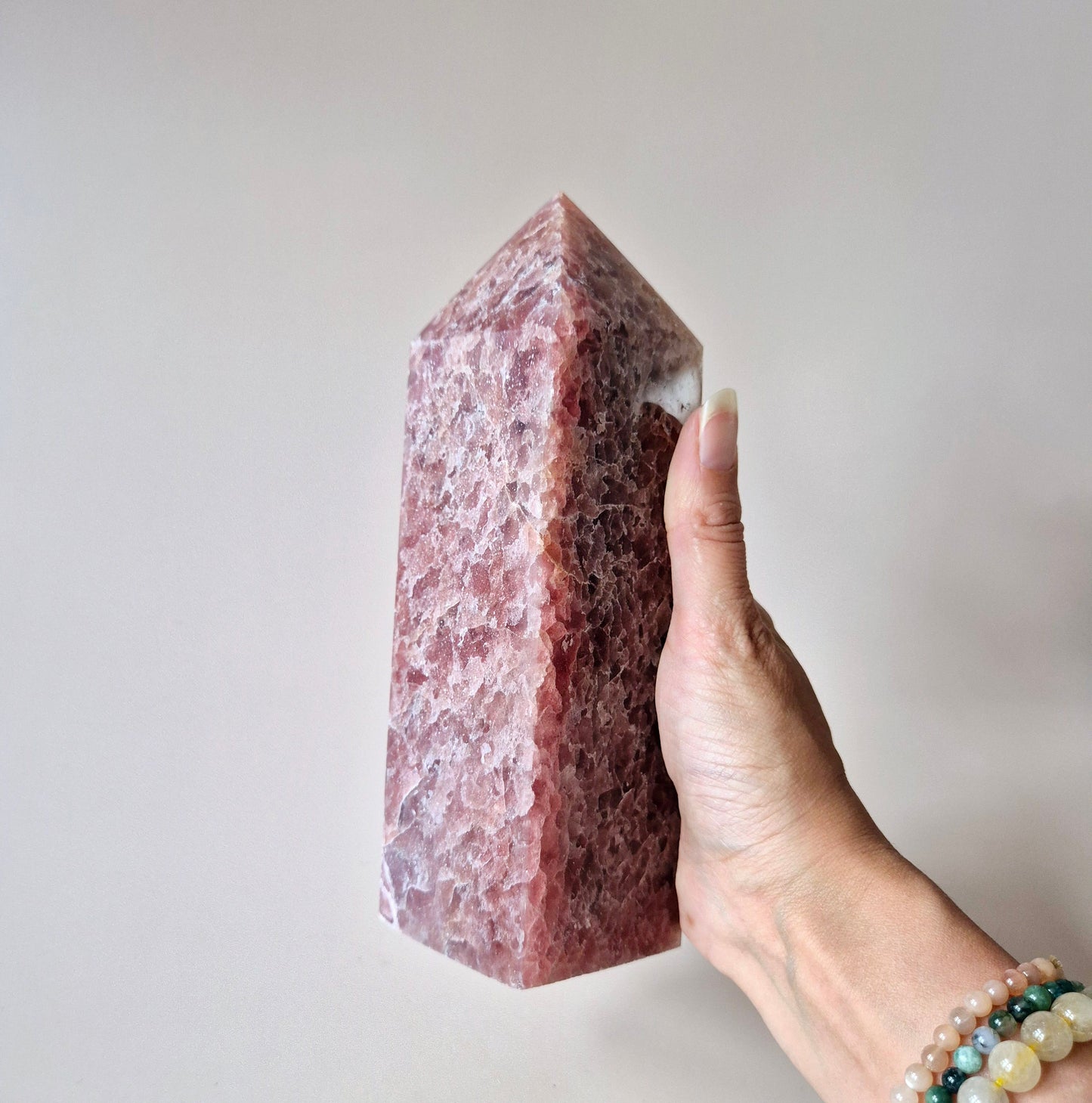 Edelsteen Obelisk Strawberry Quartz XXL Toren (1273g)