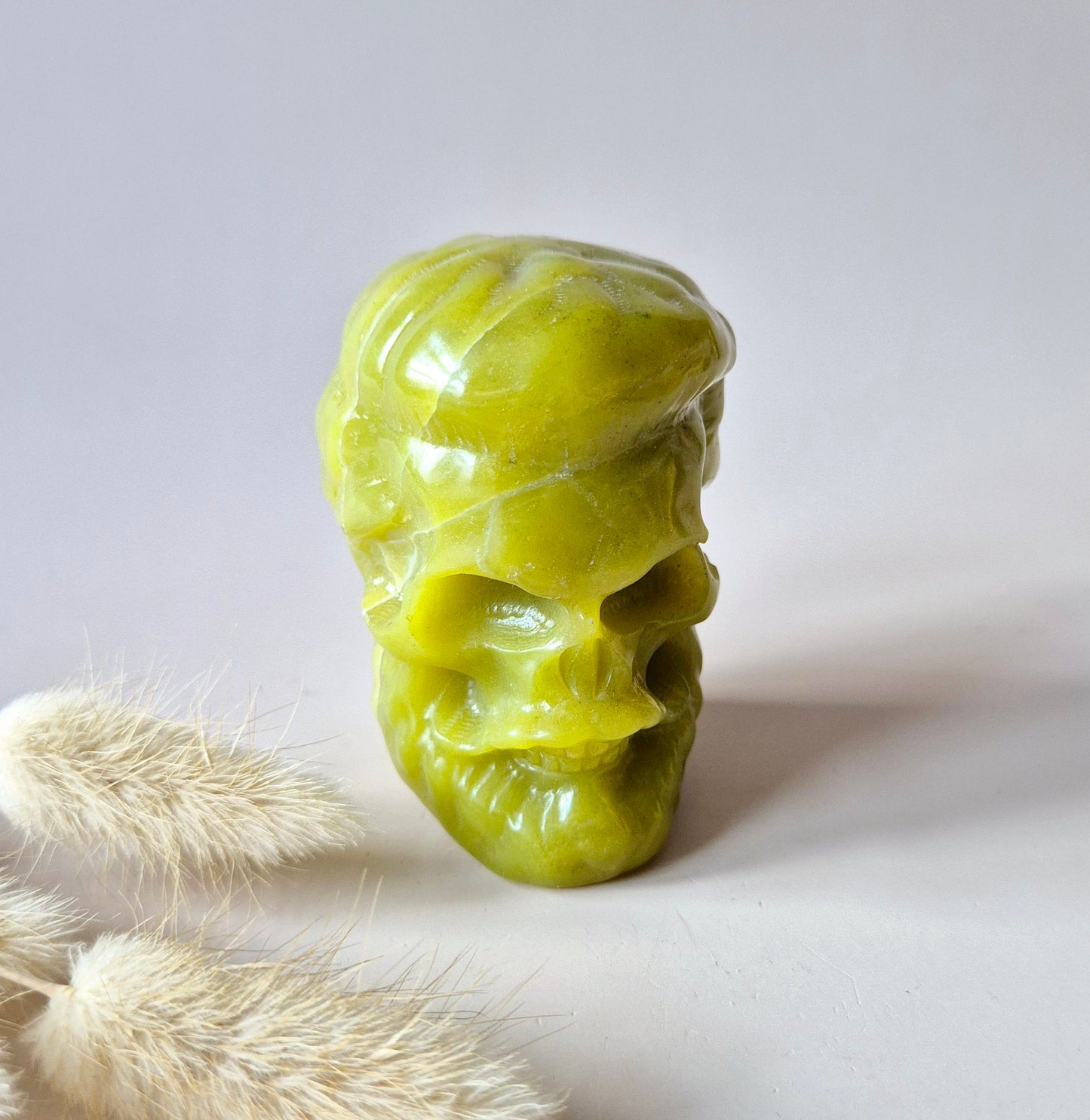 Edelsteen Carving van Serpentijn 200-300gr – Unieke decoratie met spirituele kracht