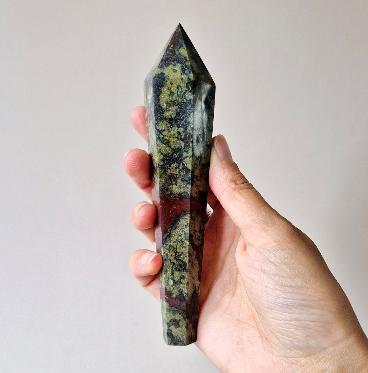 Edelsteen Dragon Bloodstone Scepter Wand 15-18cm (Drakenbloed steen)