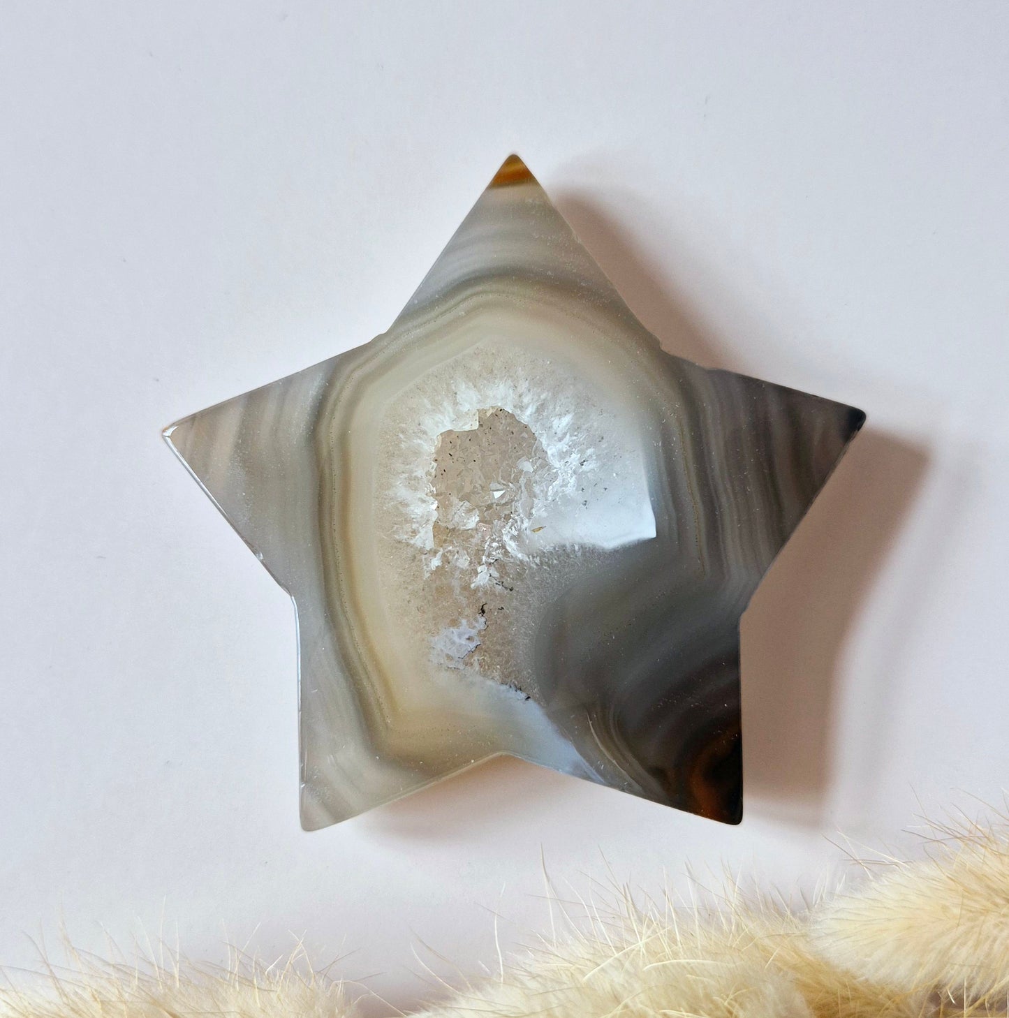 Edelsteen Druzy Grijze Agaat Ster 6-7cm| Kristallen Ster Carving vol Licht & Rust
