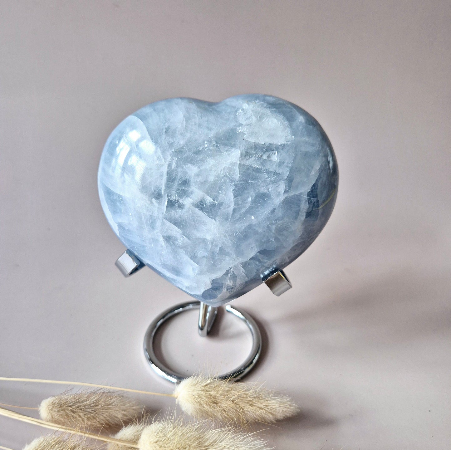 Gemstone Celestite Palmstone (6-8 cm) – Angelic Peace & Spiritual Connection Handstone worrystone worrystone