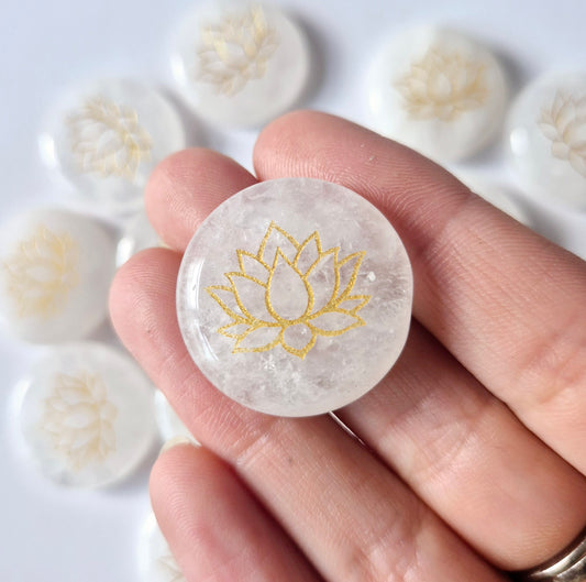 Gemstone Celestite Palmstone (6-8 cm) – Angelic Peace & Spiritual Connection Handstone worrystone worrystone