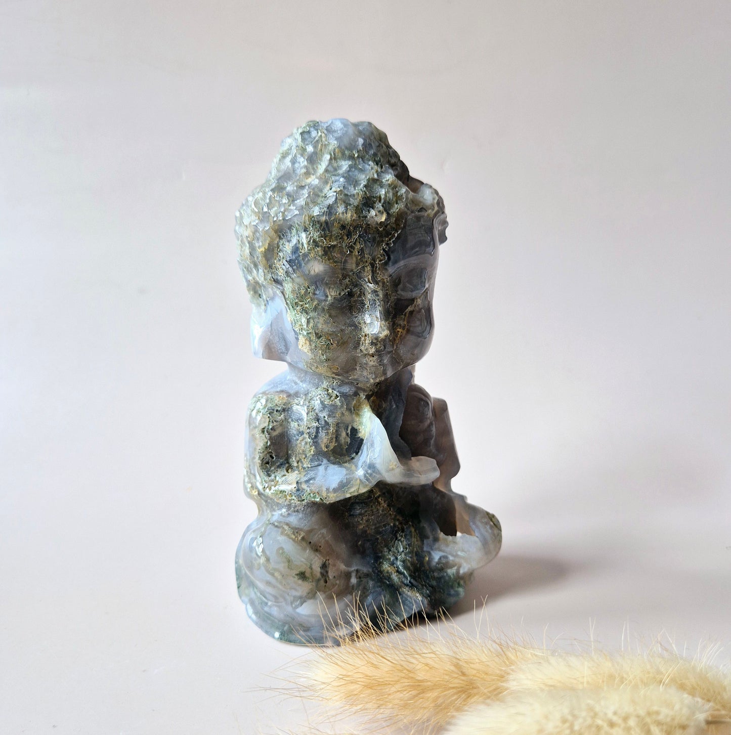 XL Druzy Mosagaat Buddha 15cm hoge geslepen Edelsteen Statement Piece 850g