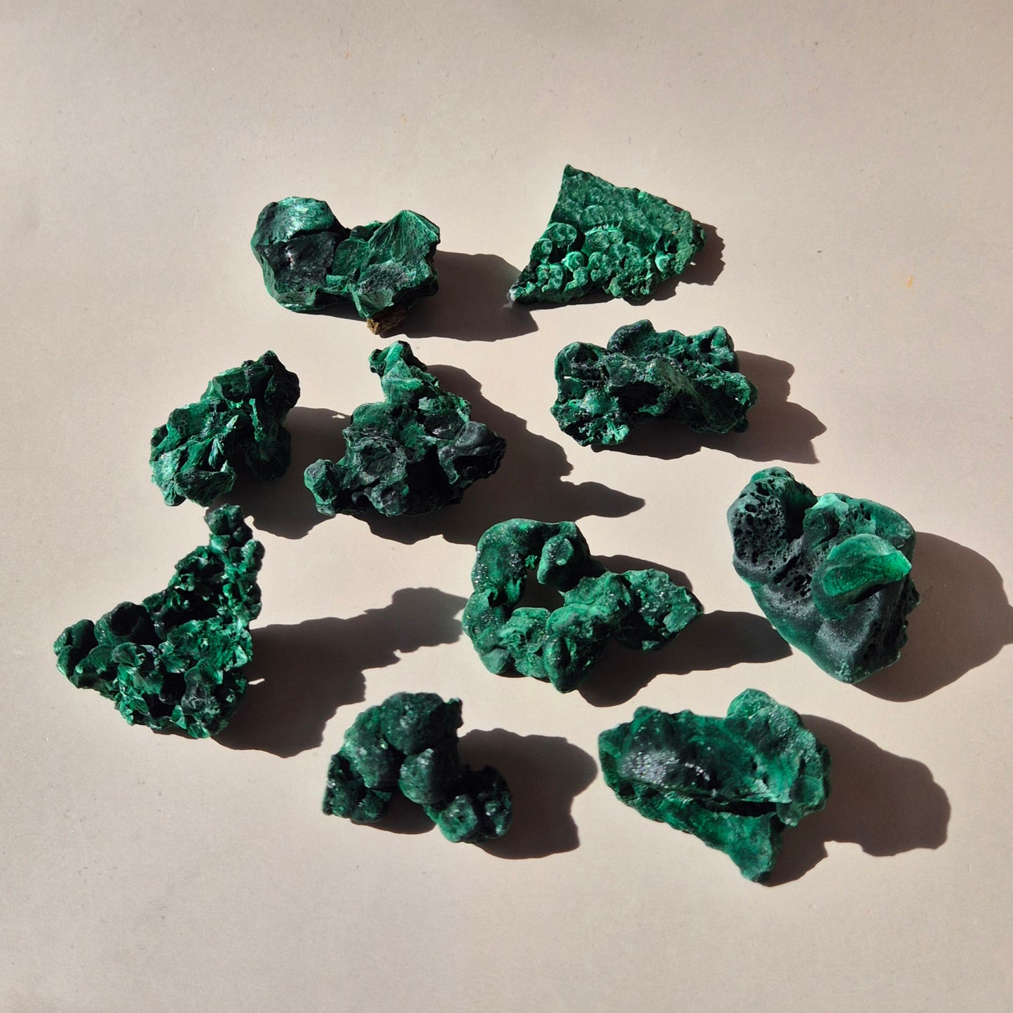 Velvet Malachite - Raw Malachite Gemstone Piece E. 95gr.