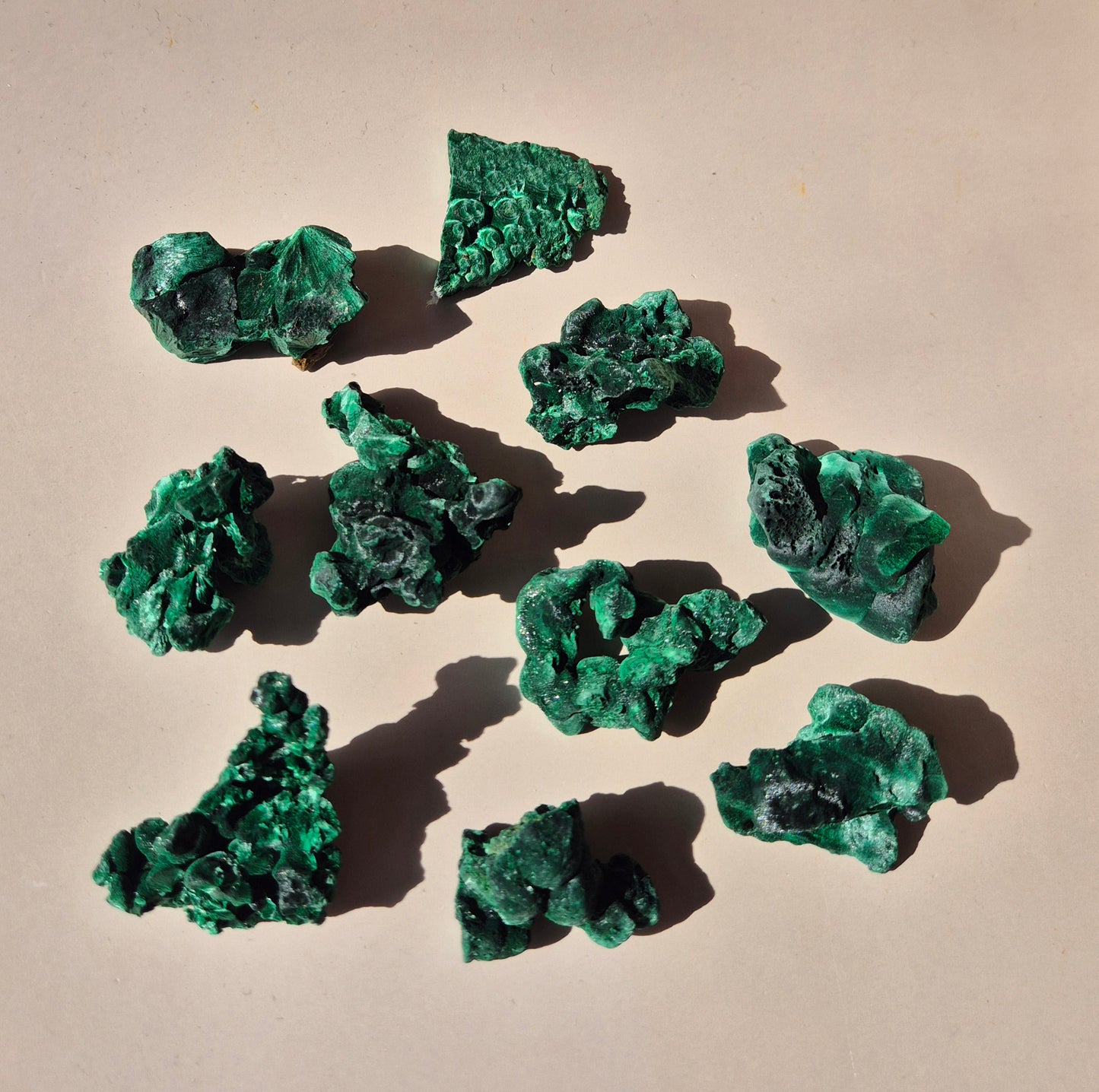 Velvet Malachite - Raw Malachite Gemstone Piece E. 95gr.