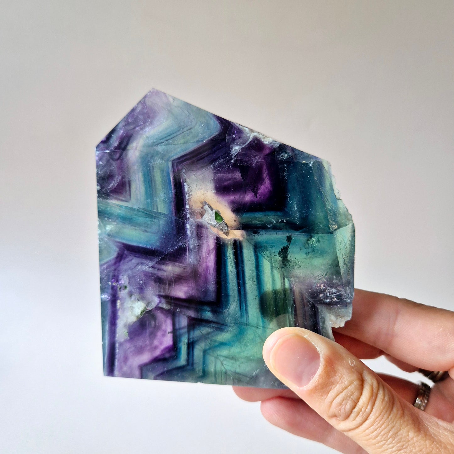 Candy Fluoriet sculptuur met ruwe rand #5