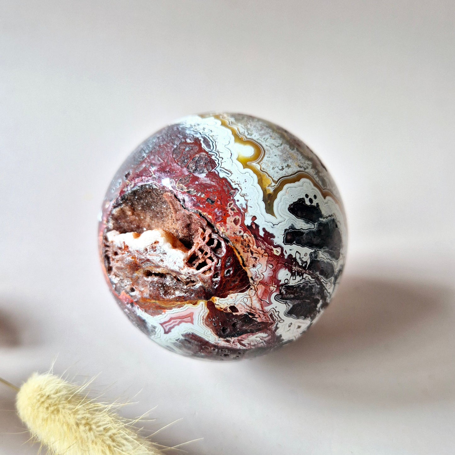 Kristallen Edelsteen Bol Druzy Crazy Mexican Agate sphere 70mm (440g)