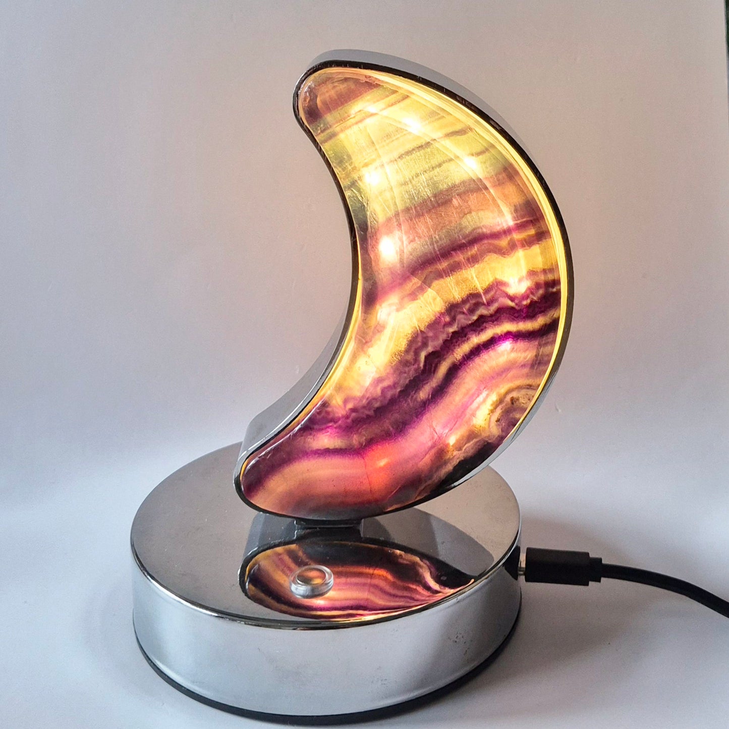 Candy Fluoriet maanlamp op zilverkleurige basis – met dimbare LED & USB-aansluiting