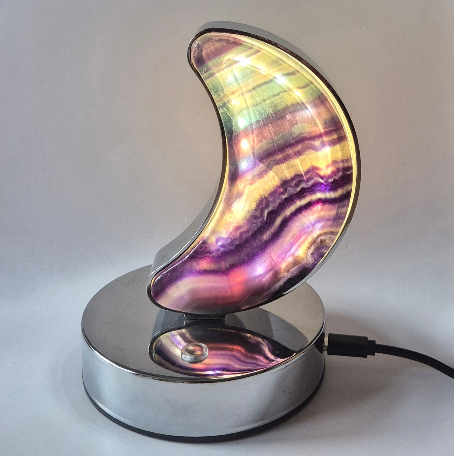 Candy Fluoriet maanlamp op zilverkleurige basis – met dimbare LED & USB-aansluiting