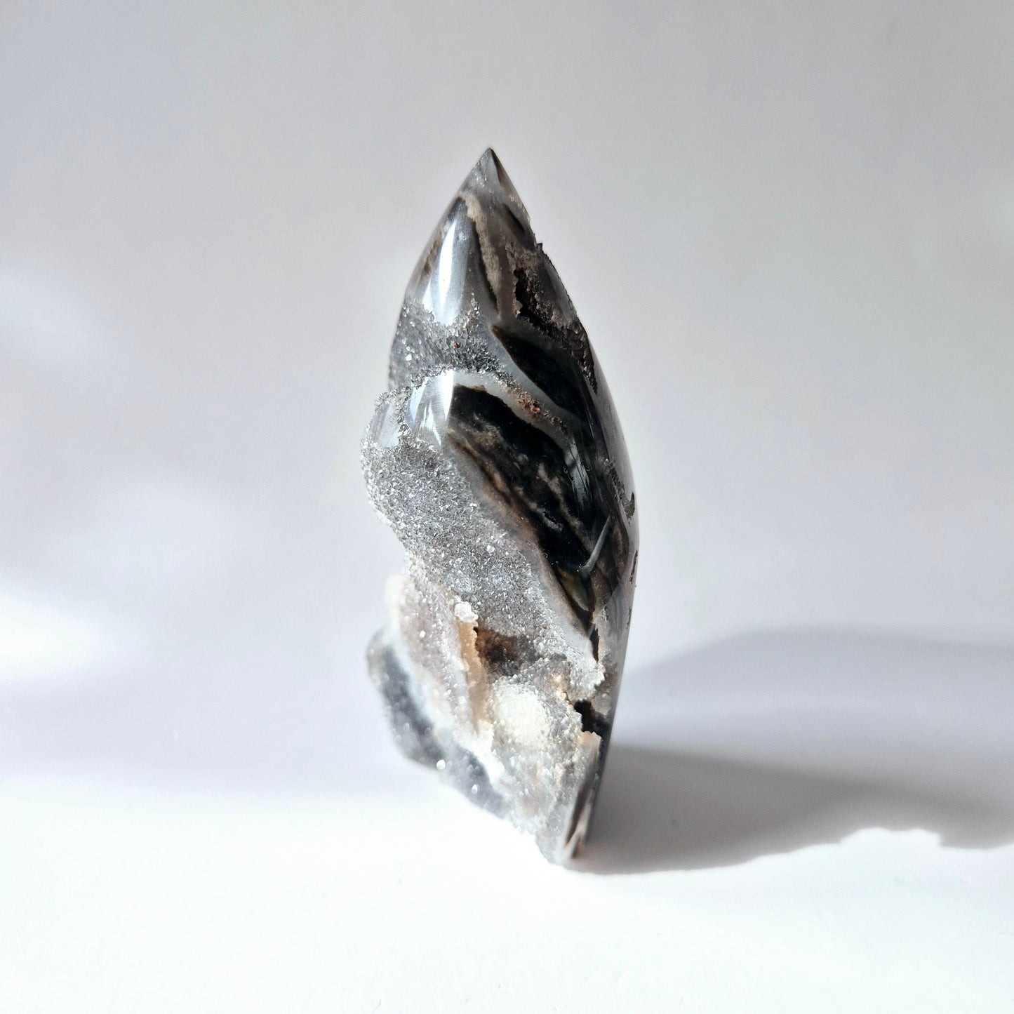 Edelsteen Druzy Sphalerite Flame Sculptuur #8 - 225g