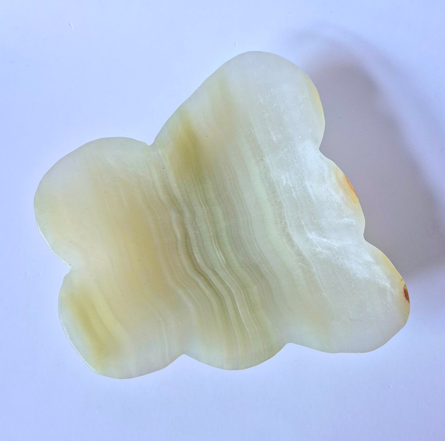 XL Afghaanse Jade Vlinder Schaal – Handgeslepen Edelsteen Decorstuk (555 g)