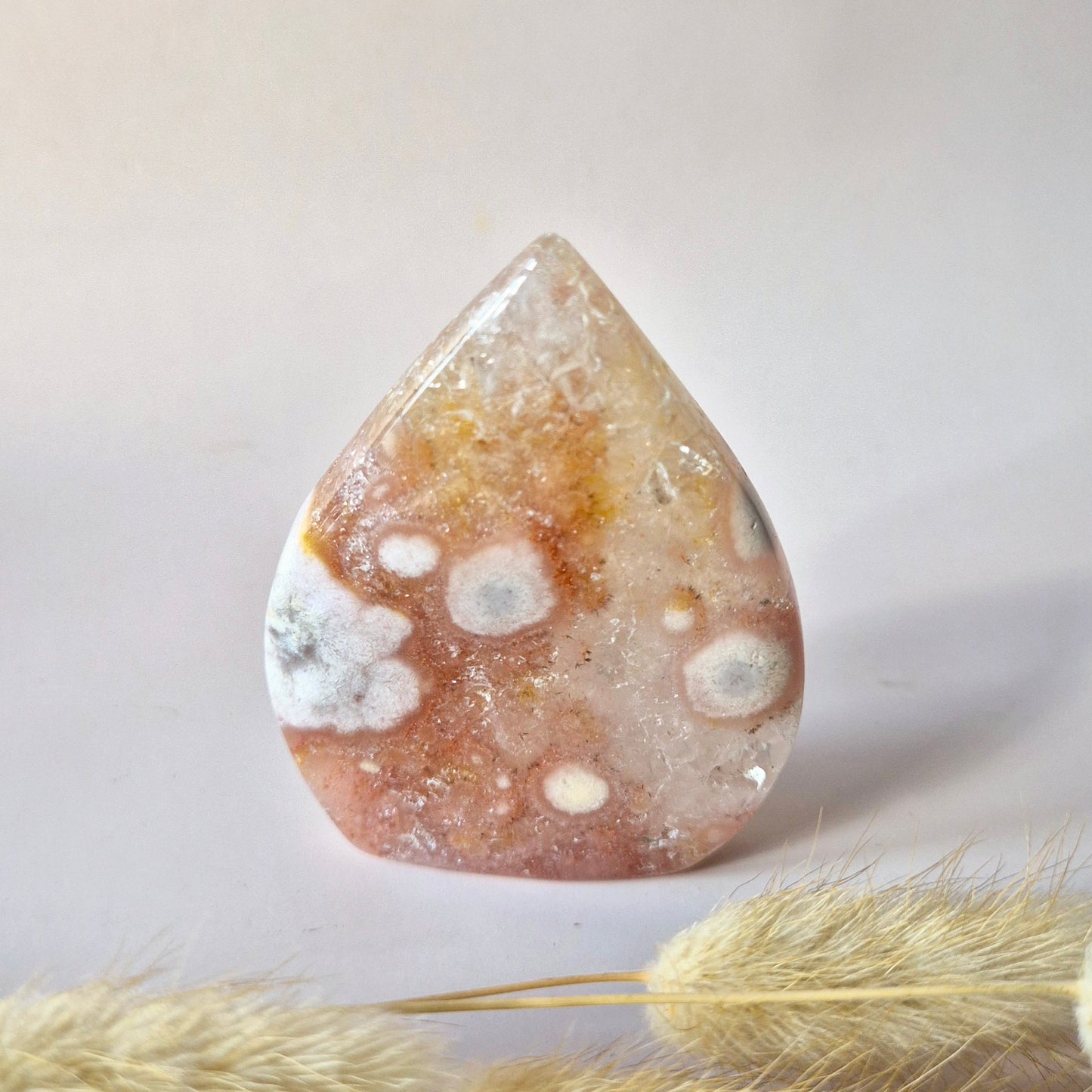 Edelsteen Druzy Pink Amethist flame 114g (Roze Amethist)