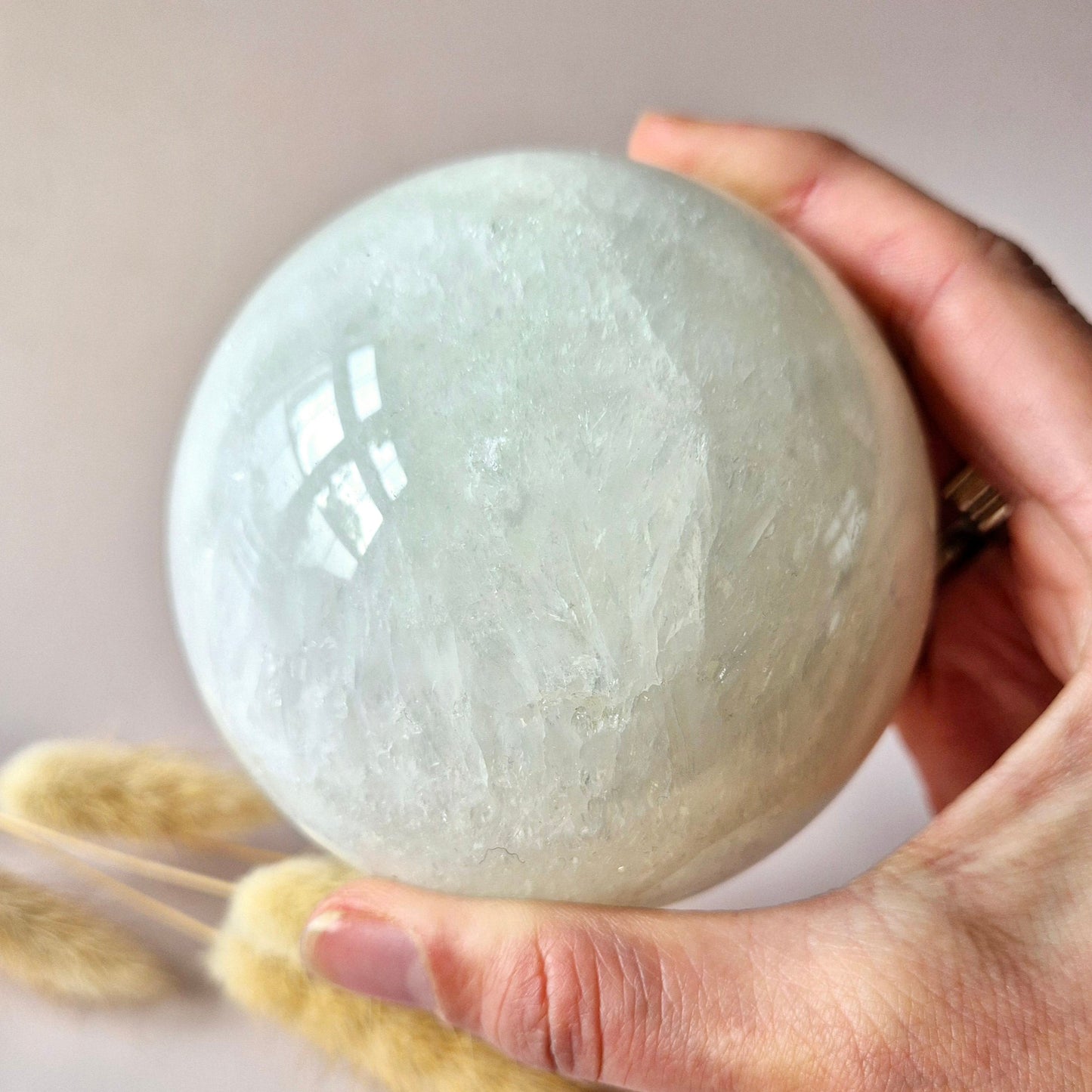 XL Edelsteen Bergkristal Bol 85 mm – Meesterhealer Kristalbol (872 g)