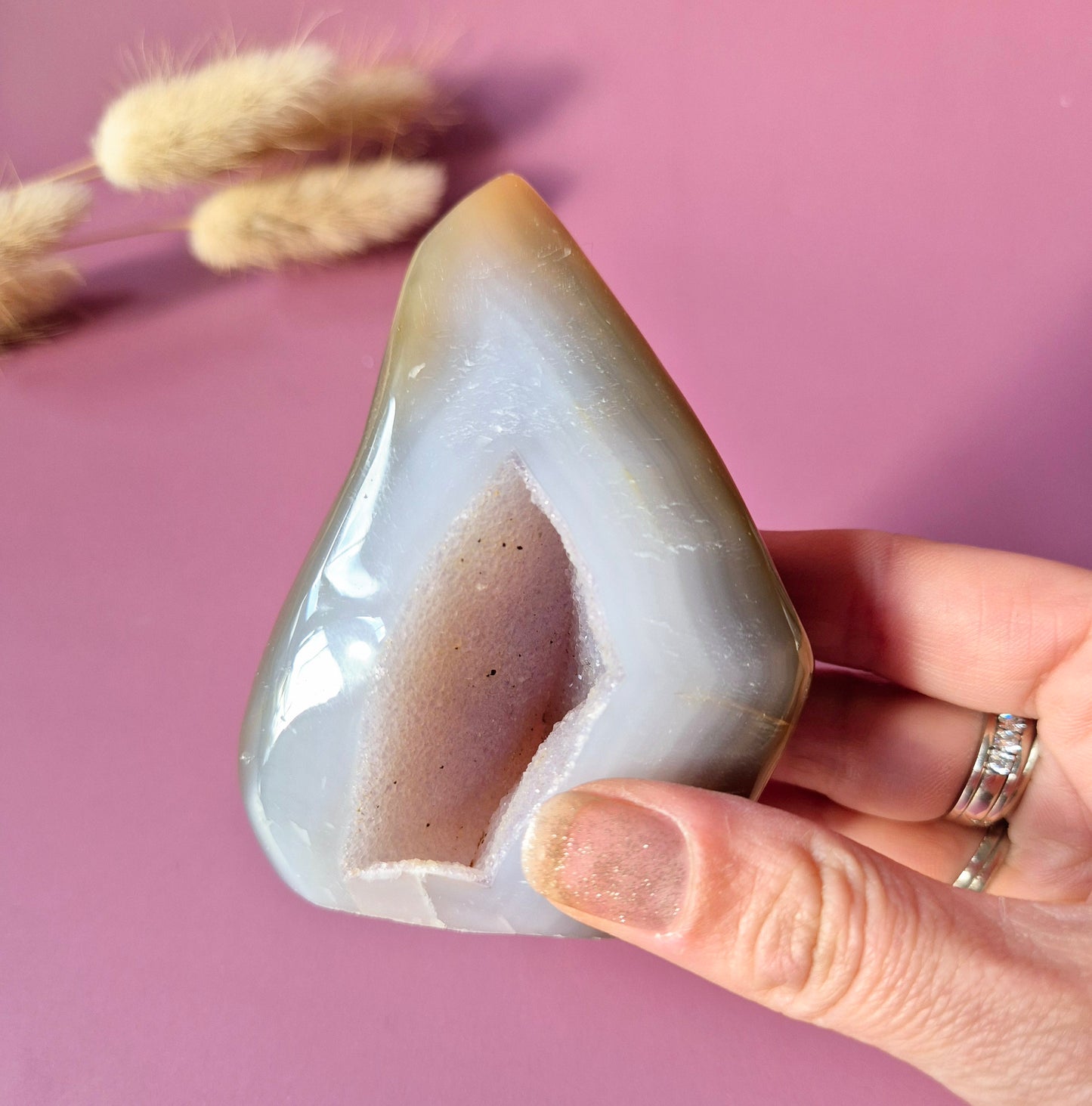 Druzy Grijze Agaat Druppelvormige Drop / Flame Staande Edelsteen Kristal - #35 214g.