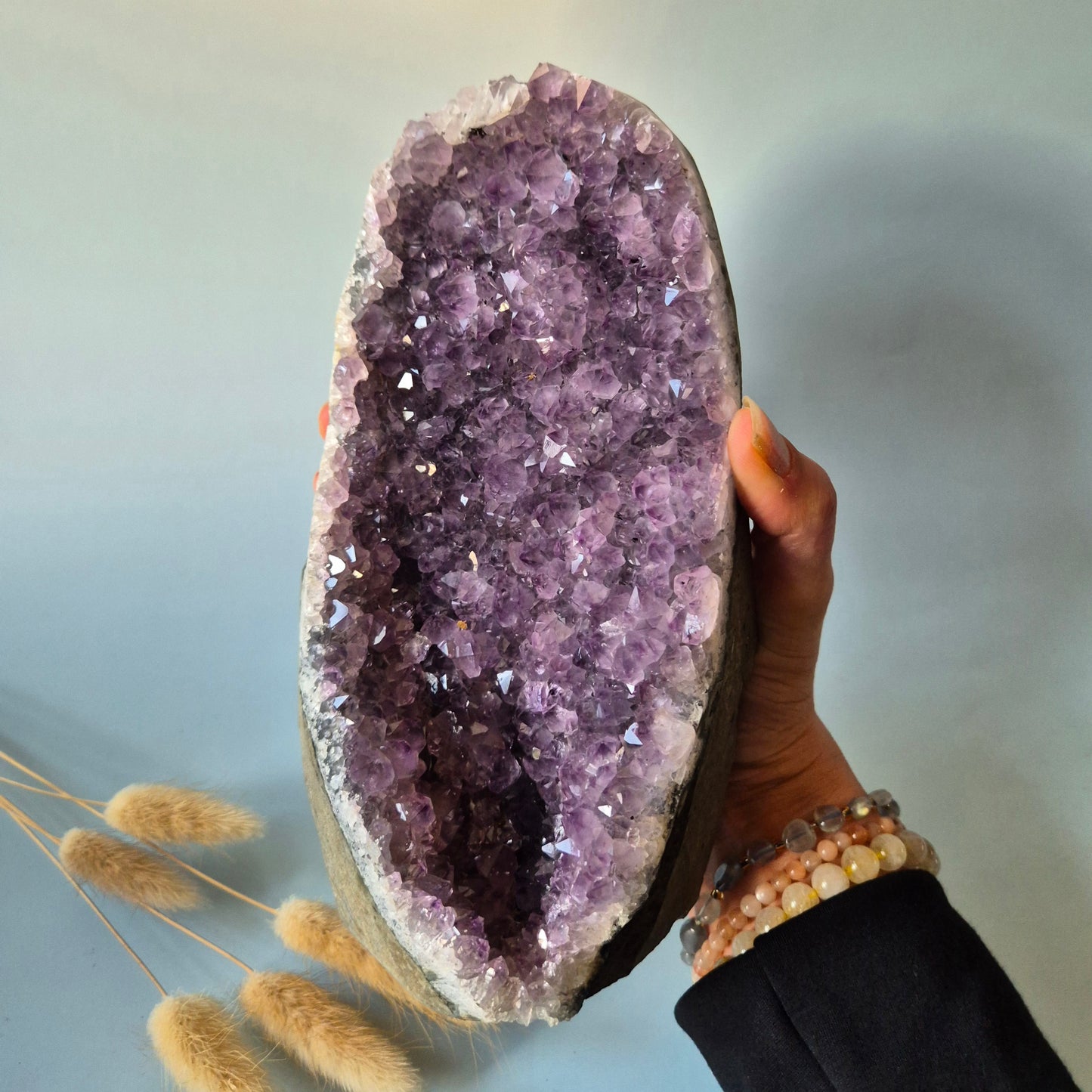 Edelsteen Gepolijste Amethist Geode van 1475 gram – Spirituele Eyecatcher met Krachtige Energie