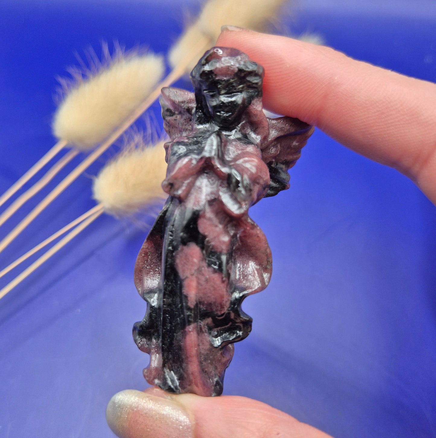 Edelsteen Engelen Carving Garnet – ca. 6 cm | Bescherming & Rust