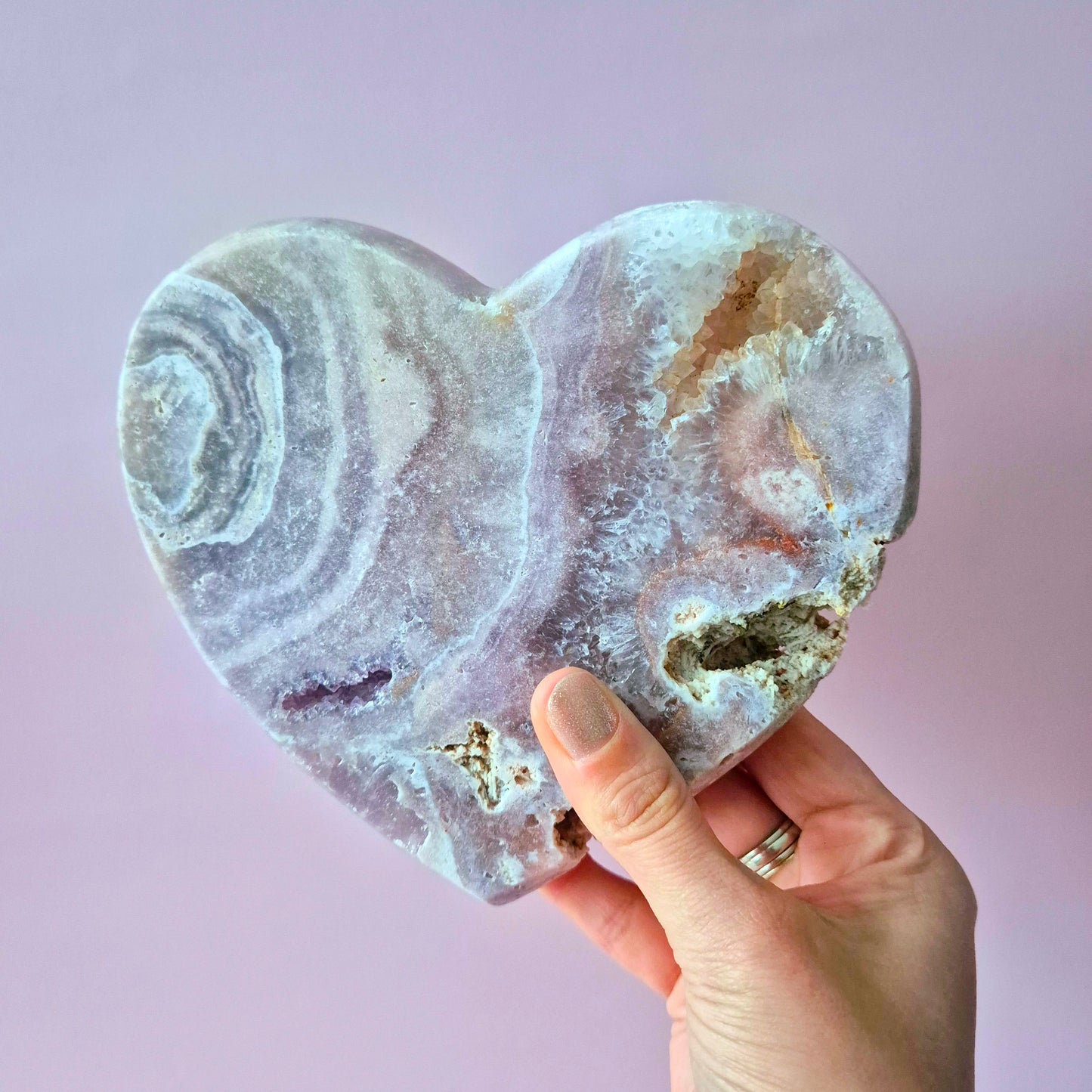 XL Edelsteen Druzy Pink Amethyst Hart – Hoge Kwaliteit ±1000g | incl. metalen standaard | uniek stuk Roze Amethist