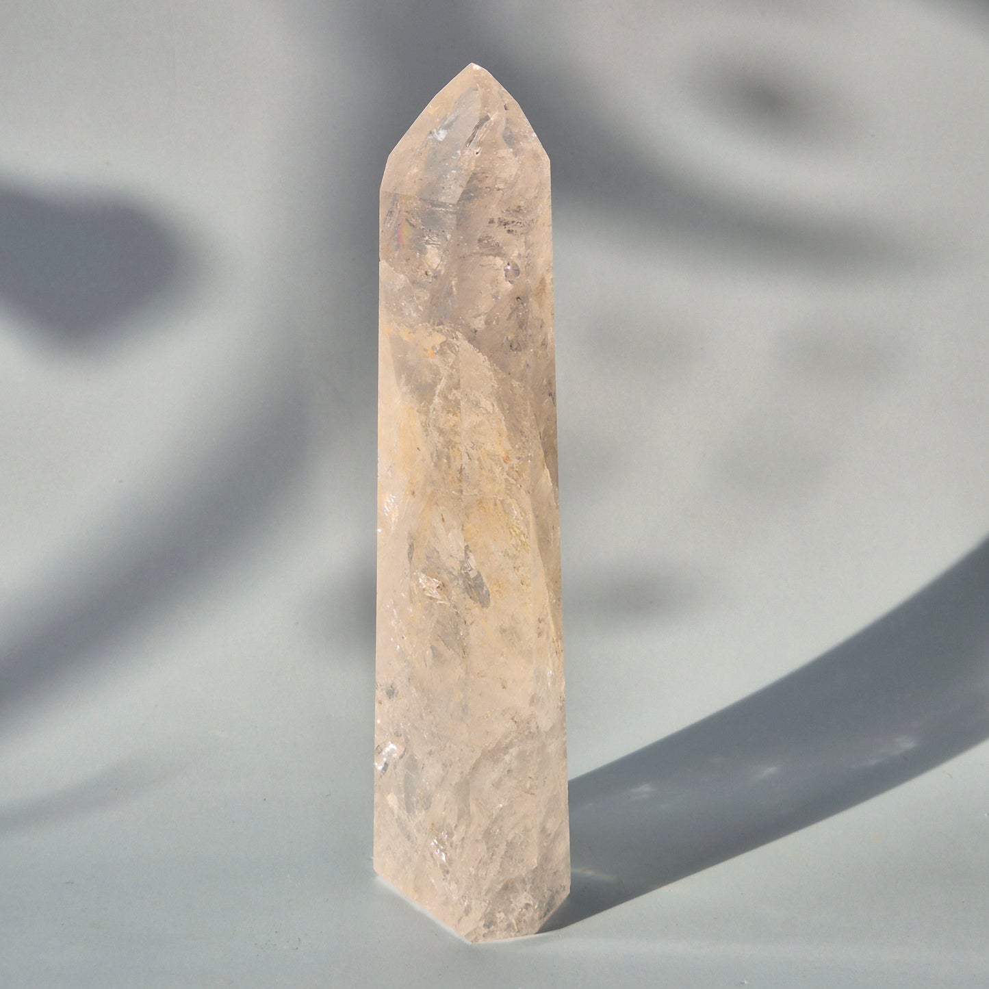 A+ Hoge Kwaliteit Bergkristal Toren – 493 gram – Premium Quartz Punt met Glinsterende Insluitsels