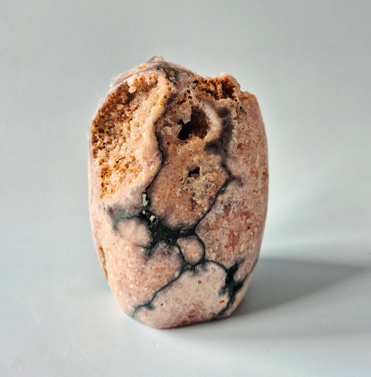 XL Edelsteen Druzy Pink Amethist Geode Freeform van 1154 gram Statement Piece