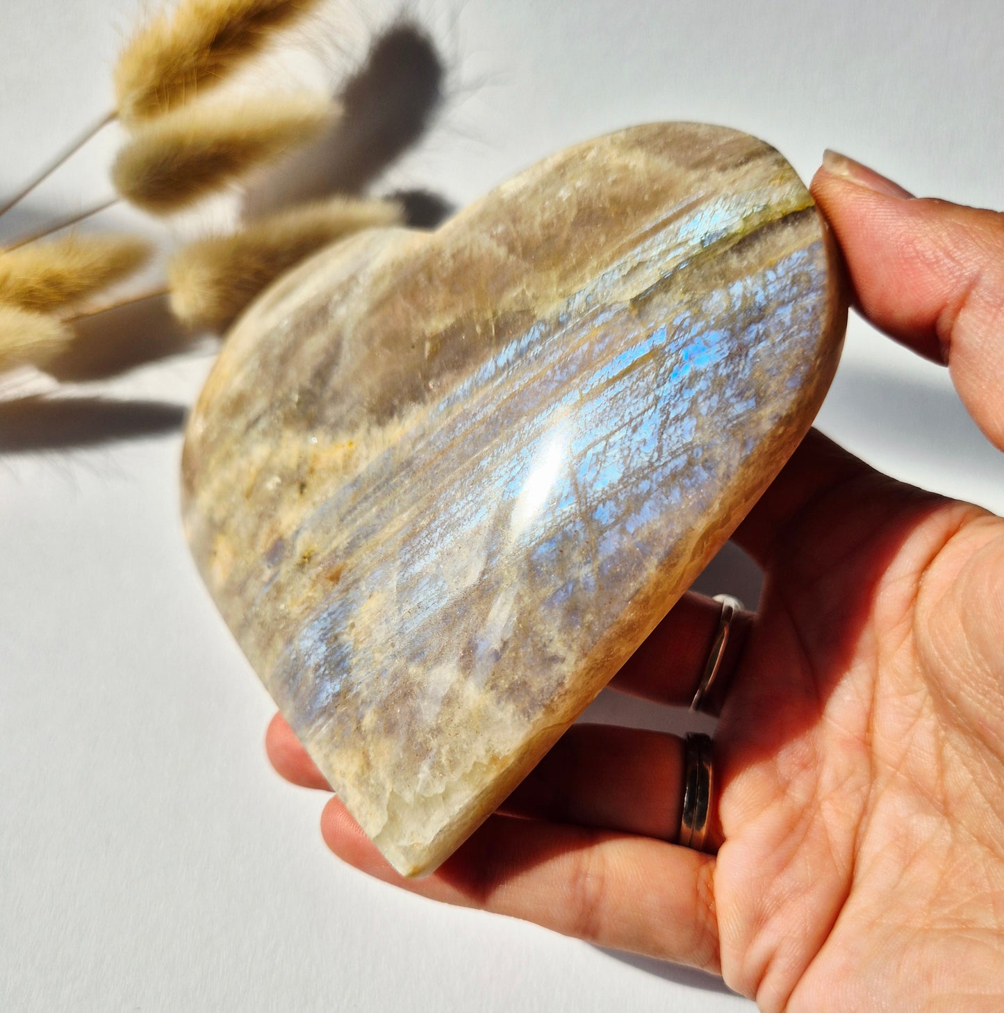 XL Flashy Blauwe Maansteen Hart – 339 gram Edelsteen Moonstone
