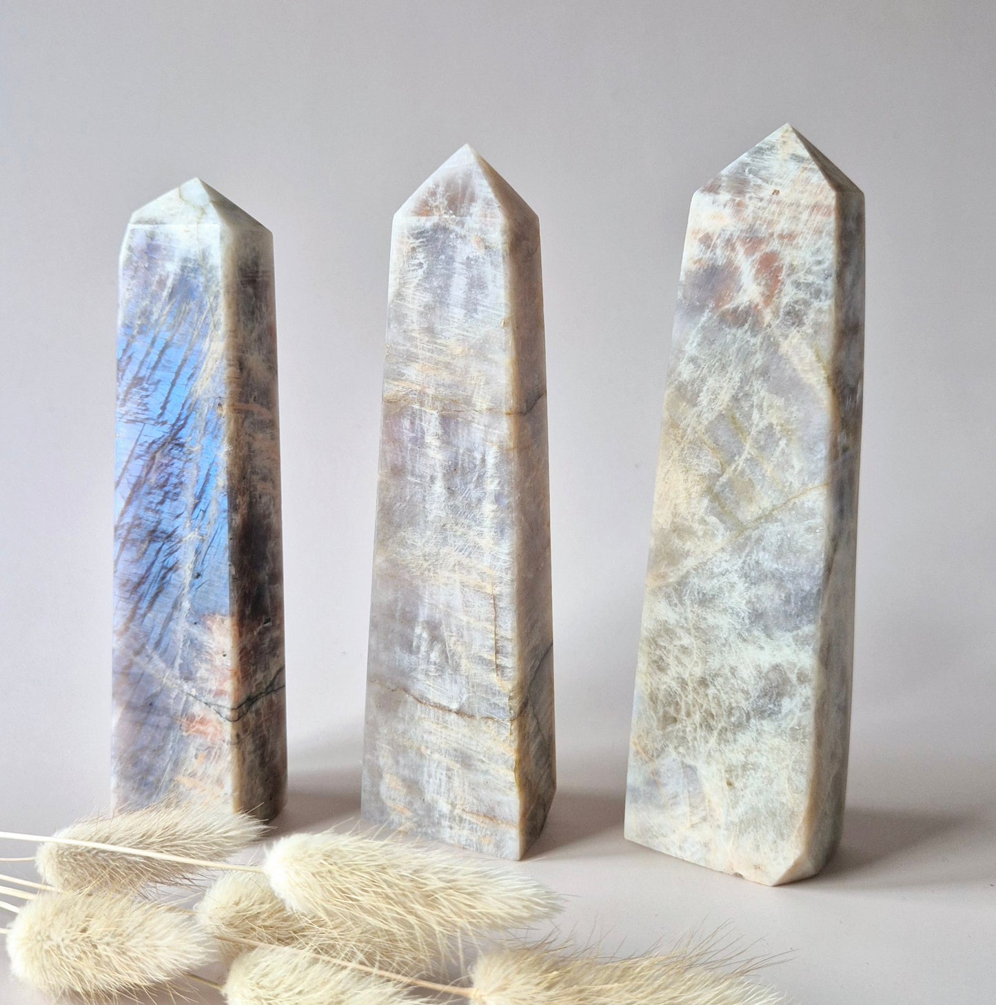 Edelsteen Grote Flashy Maansteen Toren – 13-15 cm Obelisk