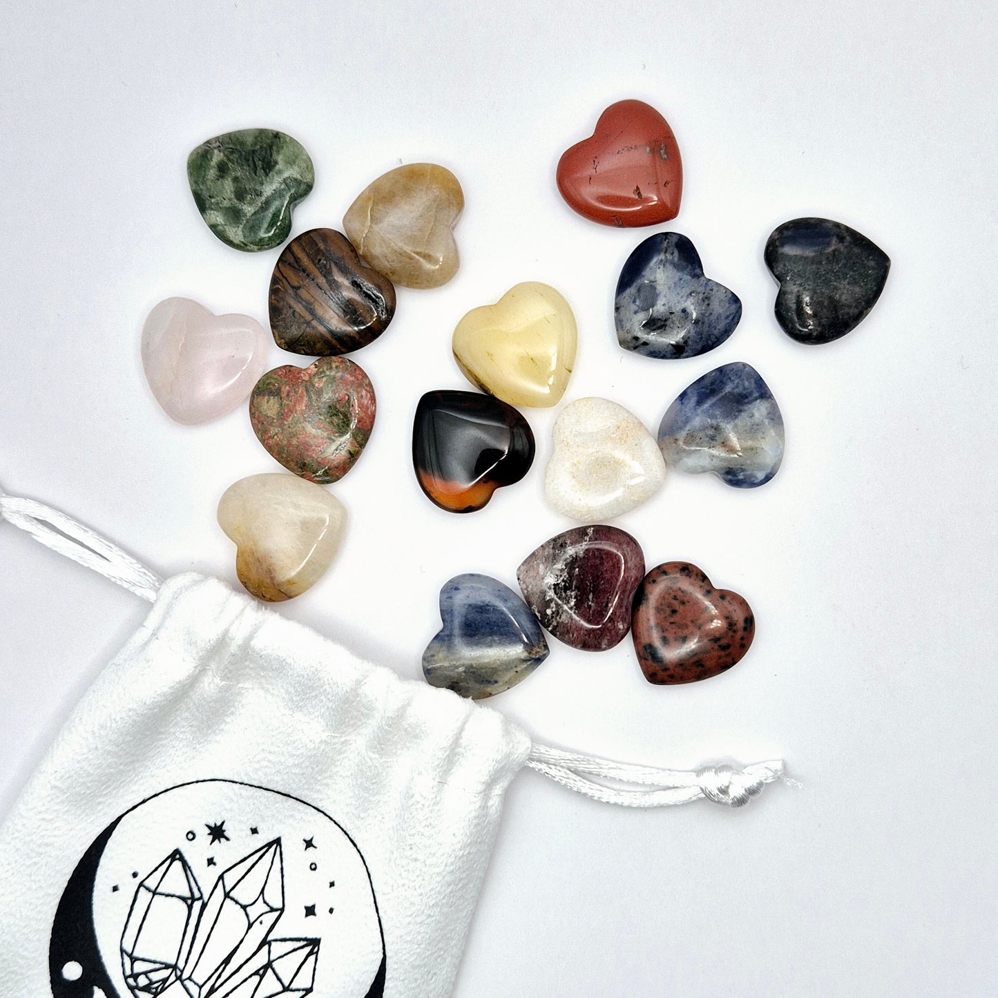 Mixed Crystals Heart Gemstone (3x3 cm) 🌈
Experience a unique blend of energies with our Mixed Crystals Heart Gemstone, intuitively chosen just for you. Each 3x3 cm heart carries a special combination of crystals, selected to bring you the perfect balance of healing, protection, and positivity.