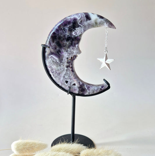 XL Gemstone Moss Agate Moon on Stand (Druzy &amp; Patterns) #158 - 400g 12,7cm