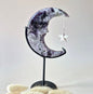XL Gemstone Moss Agate Moon on Stand (Druzy &amp; Patterns) #158 - 400g 12,7cm