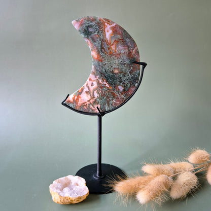 Rode Druzy Mosagaat Maan (10-12 cm) op standaard – #19