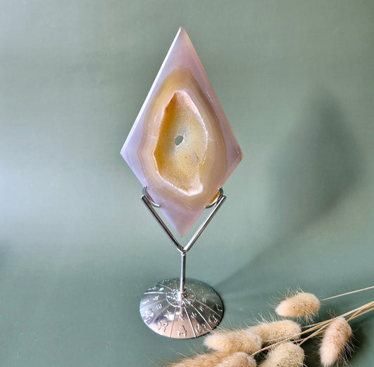 Edelsteen Grote Druzy Grijze Agaat Ruit op Metalen Standaard - #5 16x9,5cm