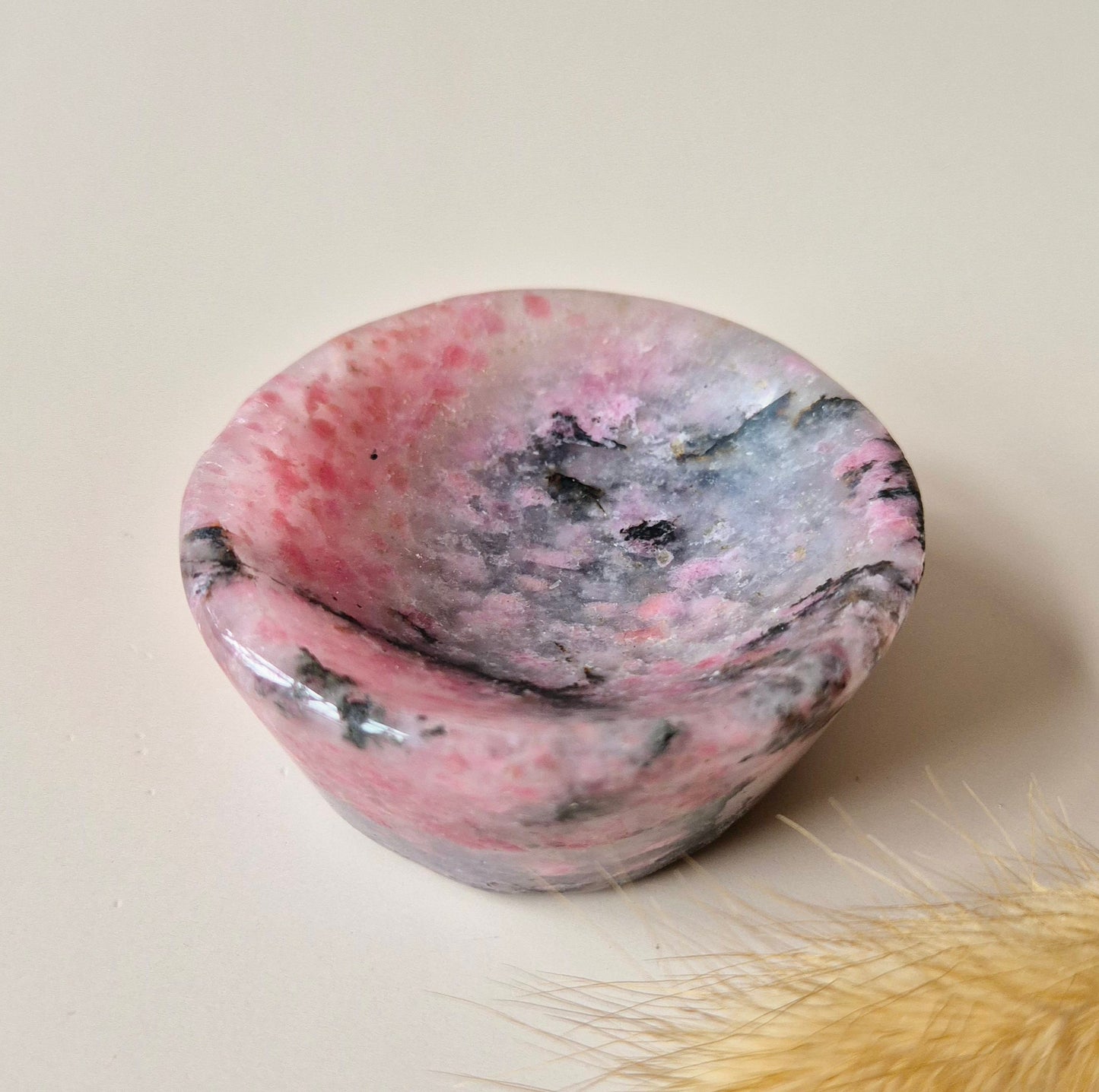 Rhodonite Bowl (6-7 cm) – Love, Self-Confidence &amp; Emotional Healing