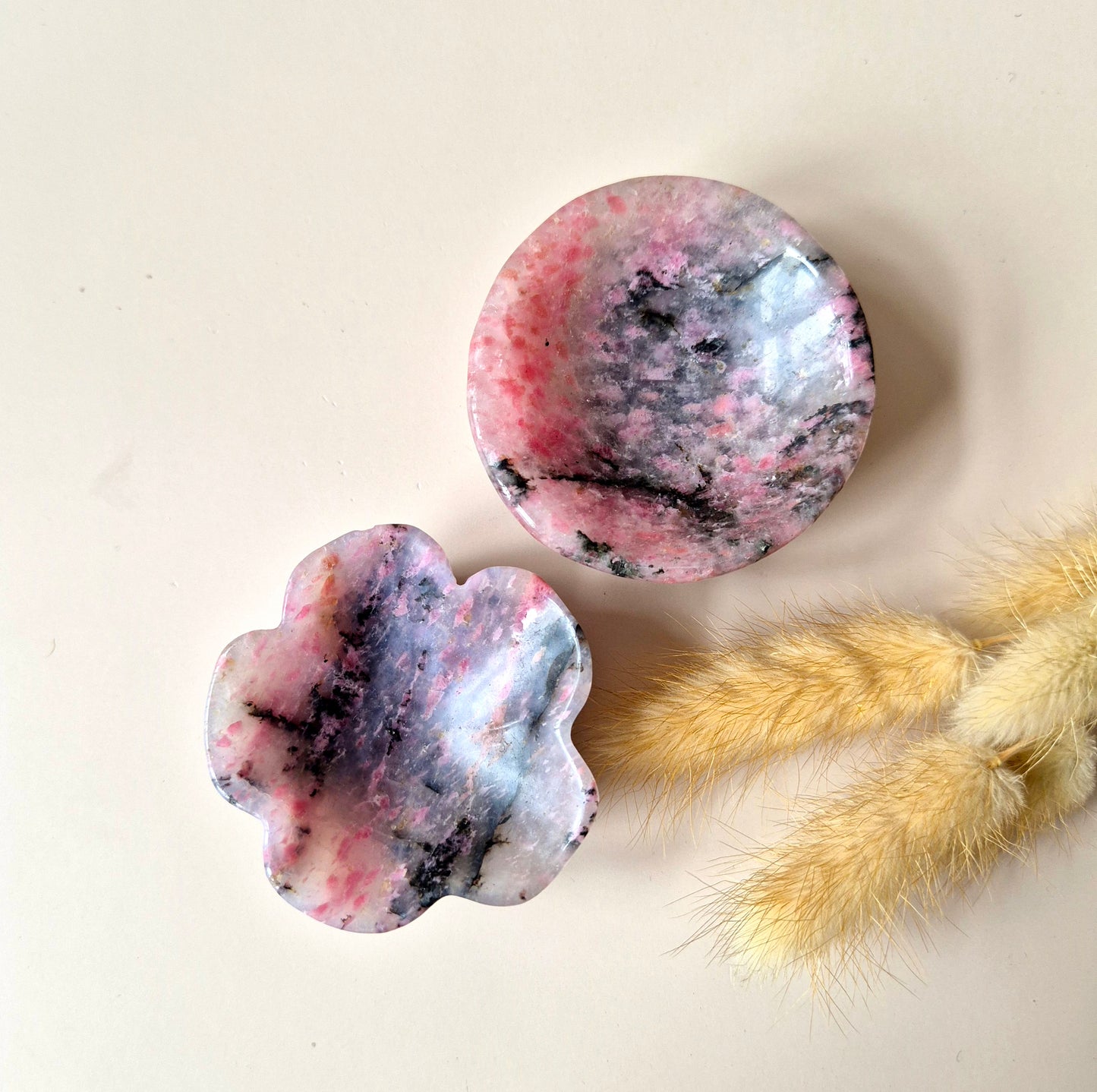 Rhodonite Bowl (6-7 cm) – Love, Self-Confidence &amp; Emotional Healing