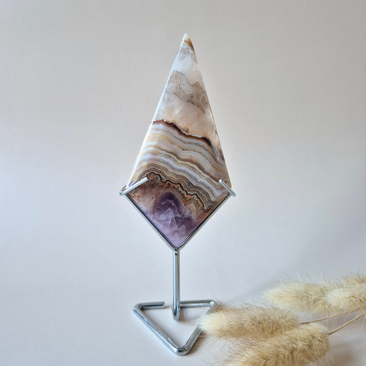 Gemstone Amethyst Agate Diamond on Stand – #3 127gram 11.5x6.3cm - Protection, Balance &amp; Spiritual Healing