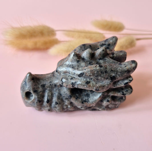 Gemstone UV Reactive Volcano Agate Dragon Skull – 600 g | Mystical Energy &amp; Spiritual Protection