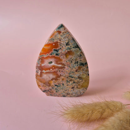 Wunderschöner Edelstein tropfenförmiger roter Moosachat Flamme – 85-120 g | Erdungsenergie &amp; Kraft