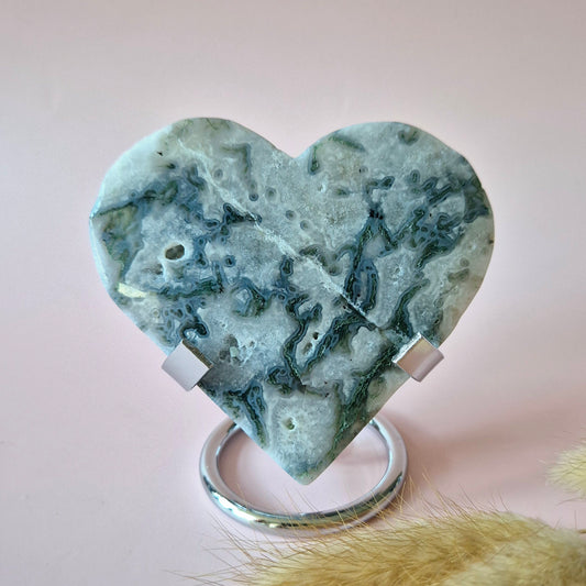 Edelsteen Druzy Mosagaat Hart op Metalen Standaard – #78 153gram