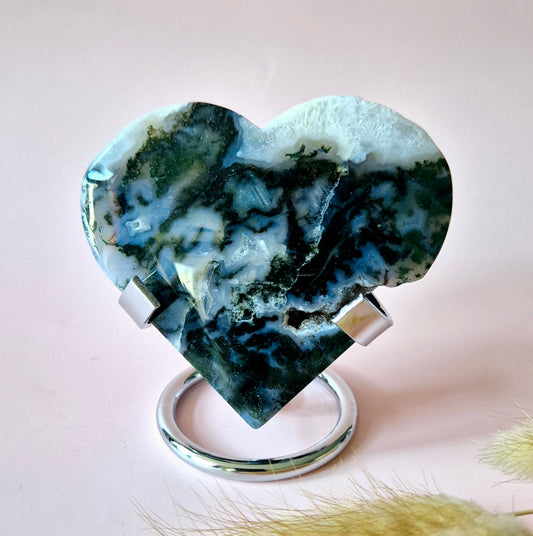Edelsteen Druzy Mosagaat Hart op Metalen Standaard – #82 128gram