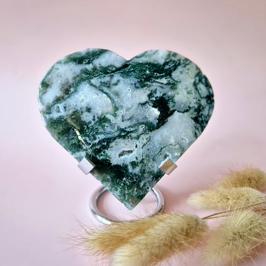 Edelsteen Druzy Mosagaat Hart op Metalen Standaard – #93 230gram