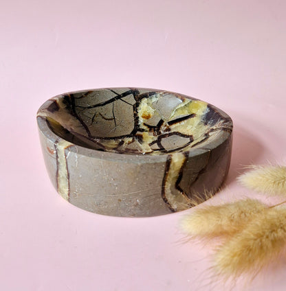 Cherry Blossom Agate Gemstone Heart Shaped Bowl (approx. 5 cm) – Love, Growth &amp; Harmony