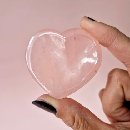 Rozenkwarts Edelsteen Hartvormig Schaaltje (ca. 5 cm) – Liefde, Groei & Harmonie