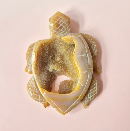 Edelsteen Grote grijze agaat schildpad met druzy (8–12 cm) #12 – handgesneden edelsteen carving