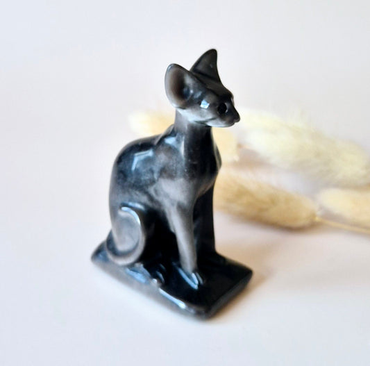 XL Edelstein-Katzenstatue aus Ozeanjaspis 16-18 cm – handgeschnitzt | Einzigartiges Dekorationsstück