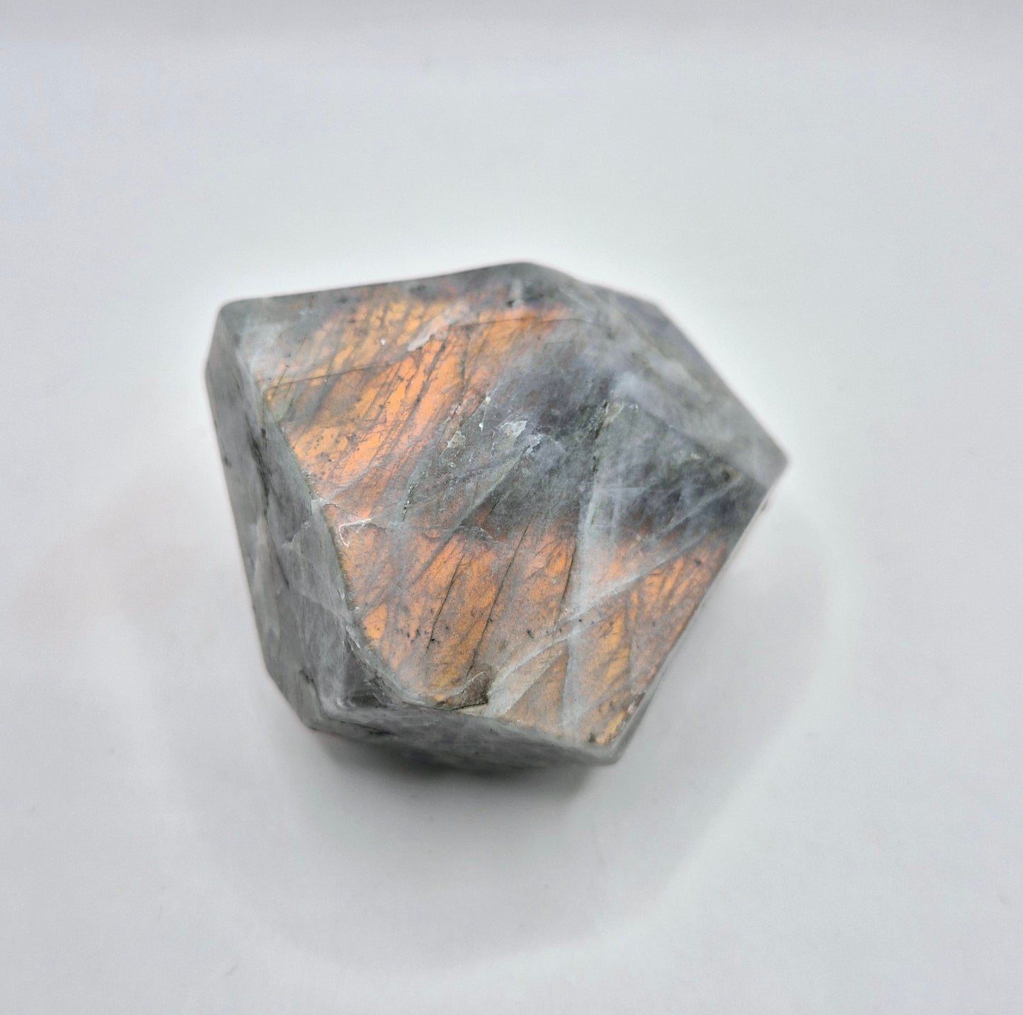 Edelsteen Labradoriet Freeform – 200 gram