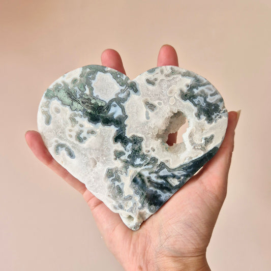 Edelstein Druzy Moosachat Herz auf Metallständer – Nr. 93 230 Gramm
