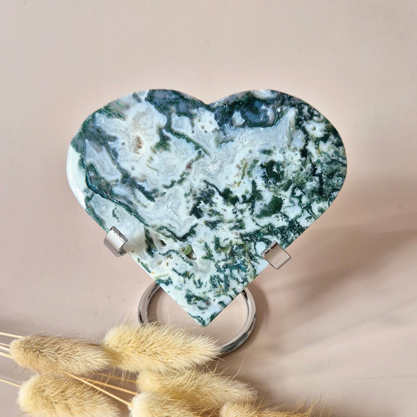 Edelsteen Druzy Mosagaat Hart op Metalen Standaard – #103 255gram